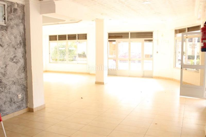 Foto 0cbde88b-d206-4ab1-b208-d79cb5673f36. Local comercial en Playa de Gandía Gandia