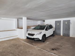Parking voiture à Playa de Gandía. Plaza de garaje + trastero en la playa de gandía
