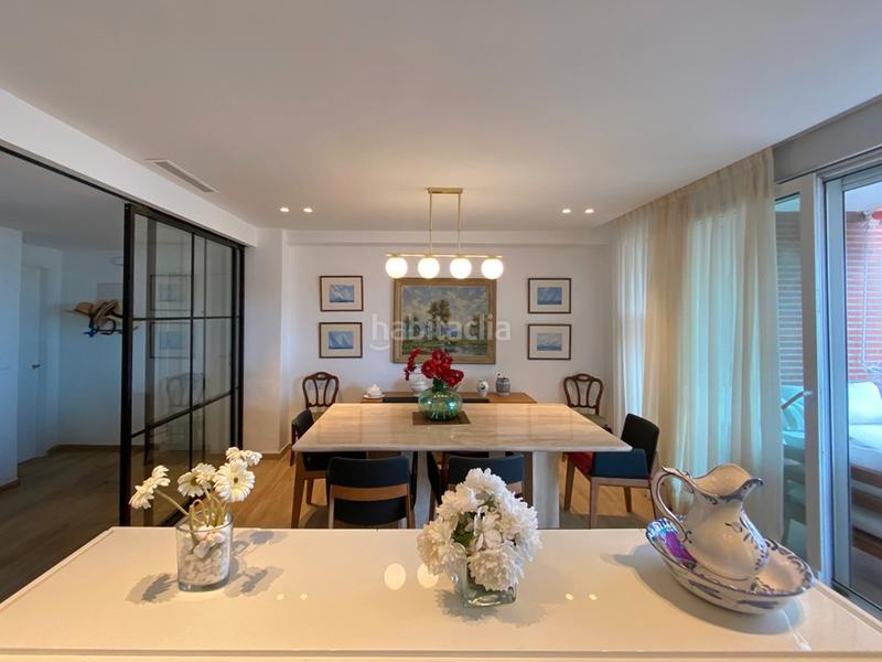 Foto c41709f3-6d82-4eb1-809b-411a6b538632. Piso espectacular piso reformado en primera línea de playa gandía en Gandia