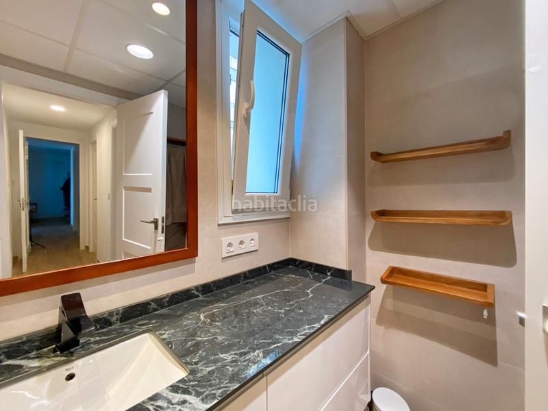 Foto ff21c7f2-023c-44fc-b1b8-855f9f5b5b8e. Piso espectacular piso reformado en primera línea de playa gandía en Gandia