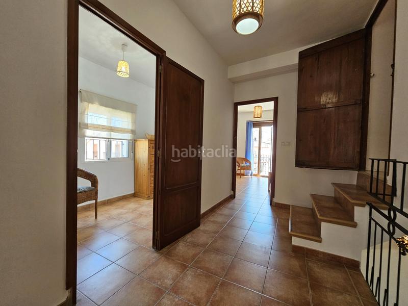 Foto 01db9e79-111d-4316-9ec0-d903ef2388d5. Casa  en el centro con terraza y vistas en Oliva pueblo Oliva