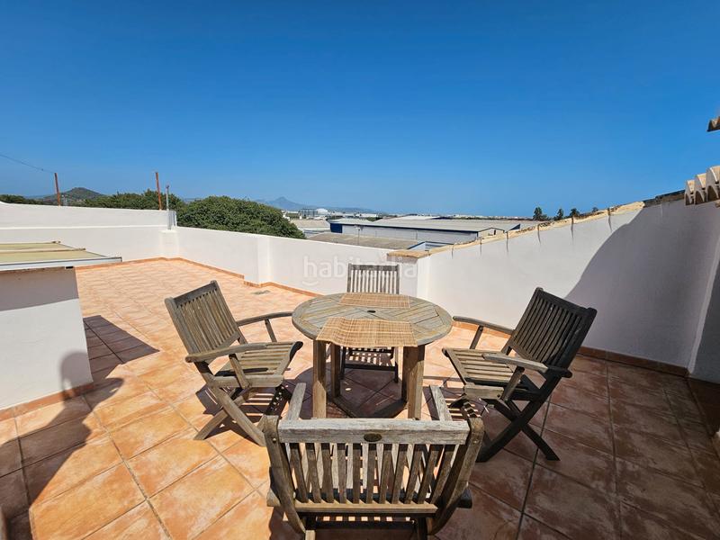 Foto 1fb53fec-b869-48b9-8007-ffe615356450. Casa  en el centro con terraza y vistas en Oliva pueblo Oliva