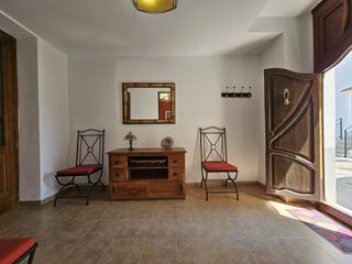 Maison à Oliva Pueblo. Casa en el centro de oliva con terraza y vistas