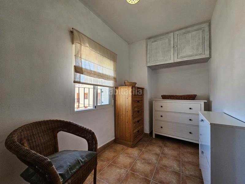 Foto 40b1719b-8ea0-44b8-a879-6a9ac81f6ab2. Casa  en el centro con terraza y vistas en Oliva pueblo Oliva