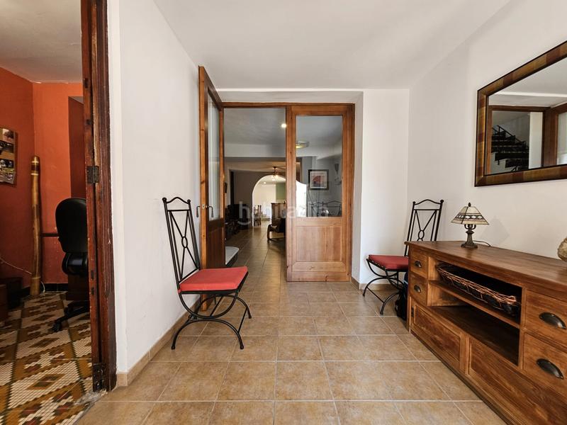 Foto 63e65e9e-20aa-45c7-8038-1bba3b4b78d7. Casa  en el centro con terraza y vistas en Oliva pueblo Oliva