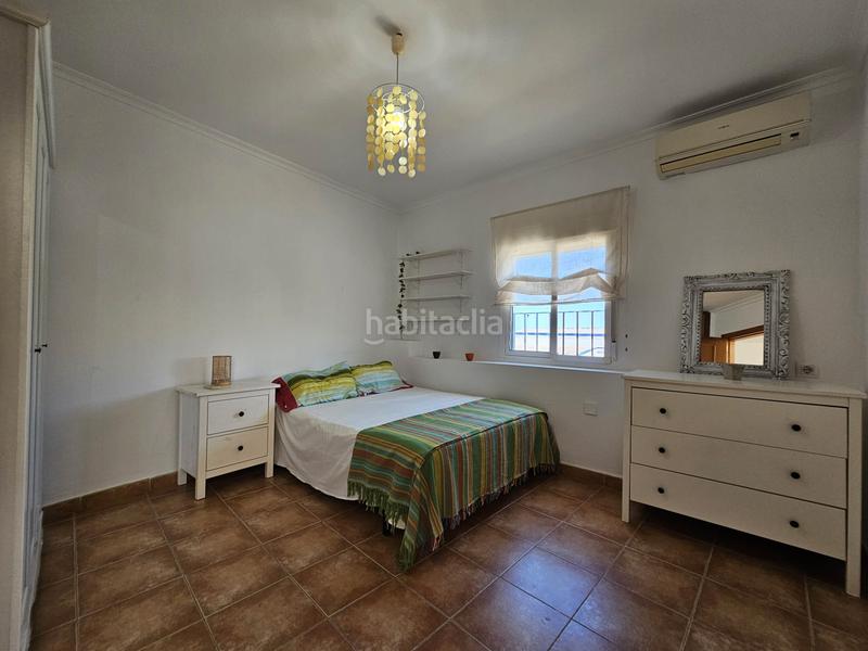 Foto e2d72f20-d1e7-459e-bf7c-ea13392f781e. Casa  en el centro con terraza y vistas en Oliva pueblo Oliva