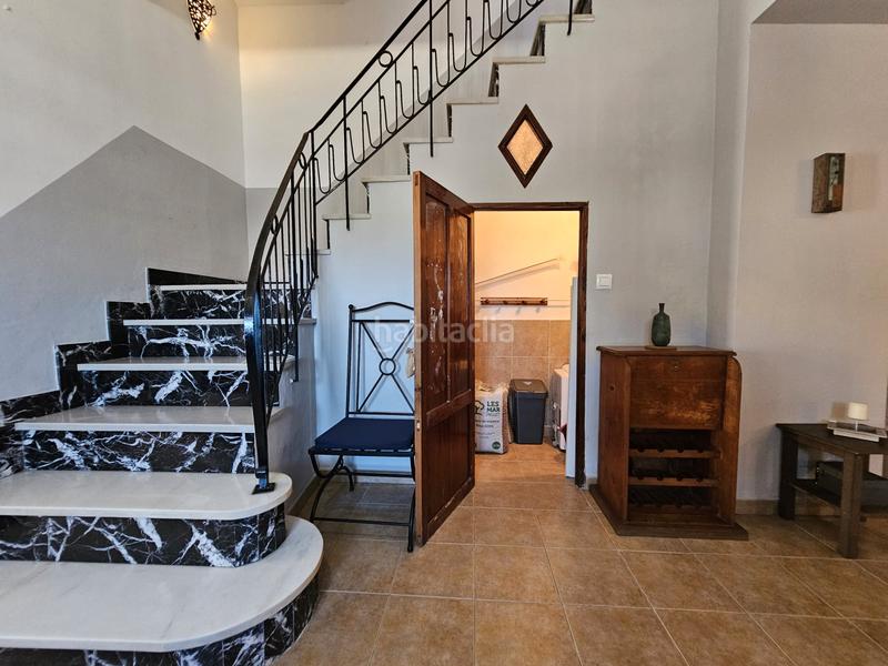 Foto eaac806e-1dd2-4e08-8d51-a09921544572. Casa  en el centro con terraza y vistas en Oliva pueblo Oliva