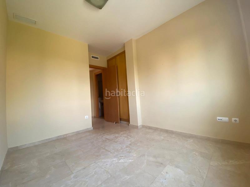 Foto 6ba9a6c6-98ff-4ef7-895d-53f4e650ef30. Piso encantador piso en planta baja en la playa nova en Oliva