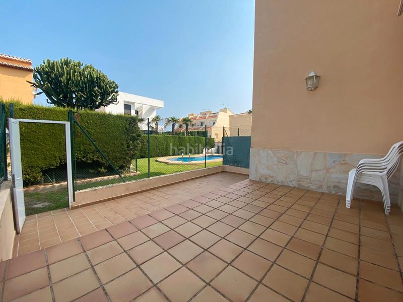 Foto 9b895f15-9960-4970-ab47-3cc352c86e94. Piso encantador piso en planta baja en la playa nova en Oliva