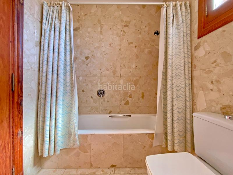 Foto 3232f34a-7021-4d10-814a-4a14a2605053. Chalet  soñado en la urbanización santa marta, un oasis privado en Gandia