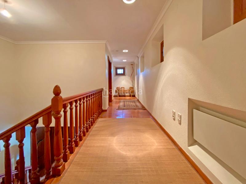 Foto 57c60cd2-12de-4cb3-9546-cc8998e4cd69. Chalet  soñado en la urbanización santa marta, un oasis privado en Gandia