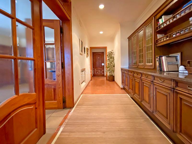 Foto c7faacdb-83f3-4c6c-b50d-19366d302478. Chalet  soñado en la urbanización santa marta, un oasis privado en Gandia