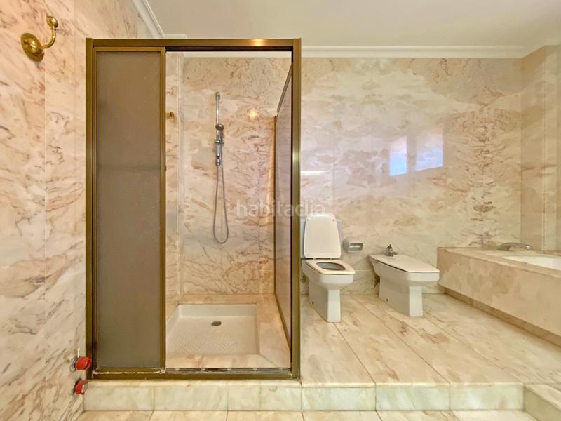 Foto cc21db38-6e9c-4453-bd6a-a31cbf539bdd. Chalet  soñado en la urbanización santa marta, un oasis privado en Gandia