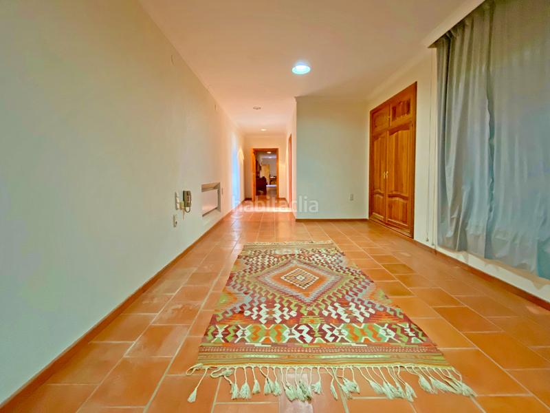 Foto ce2372c7-3140-4217-b1cb-3869bfa5c9d8. Chalet  soñado en la urbanización santa marta, un oasis privado en Gandia