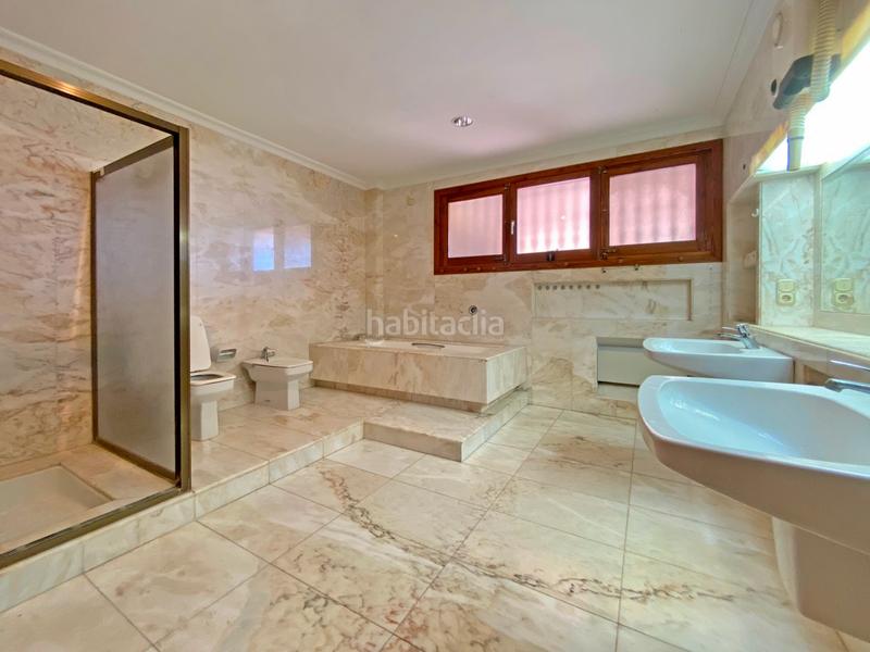 Foto df8e92c6-02b3-4c02-bf72-bce888d2284d. Chalet  soñado en la urbanización santa marta, un oasis privado en Gandia