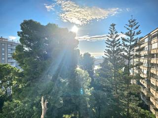 Etagenwohnung in Playa de Gandía. Amplio y luminoso piso en la playa de gandía