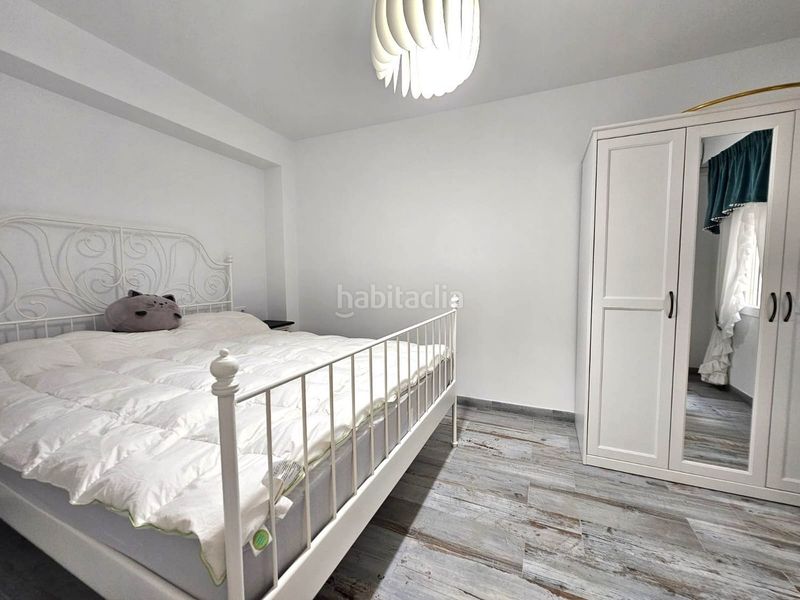 Foto f94c6794-a9c2-4a0d-8ca2-44268be9e9d1. Pis a Oliva pueblo Oliva