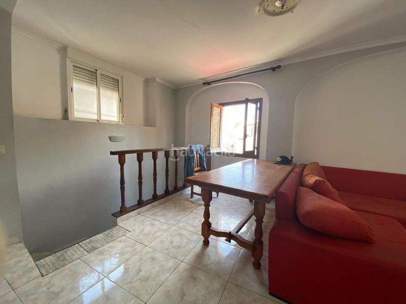 Foto d4f0097b-ce42-428a-b95d-1d7977d79cc8. Casa adossada a Oliva pueblo Oliva