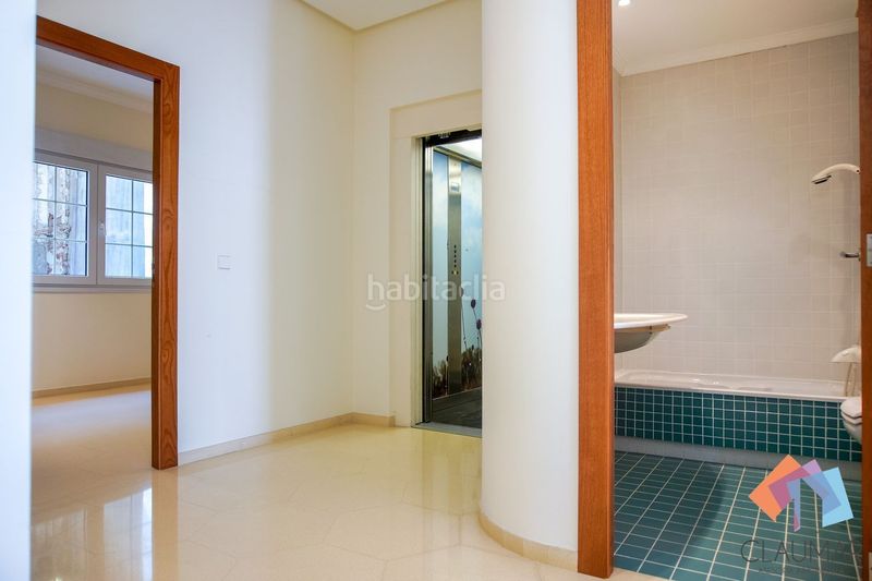 Foto cf6aabcc-1f4c-4838-b7c0-007c08917983. Casa amb calefacció a Centro Histórico Gandia