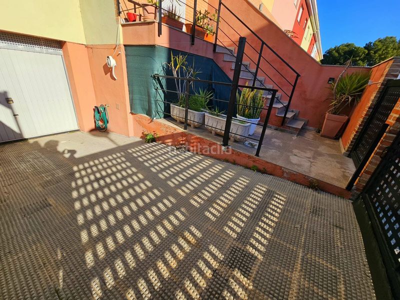 Foto 15d23a7d-57aa-4df8-b1f6-31a81c44eaea. Casa adossada amb calefacció aparcament piscina a Almoines