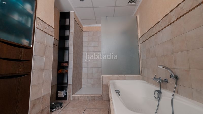 Foto 925ab659-6de7-431e-966c-340deb444381. Casa amb calefacció a Plaza Elíptica - República Argentina Gandia