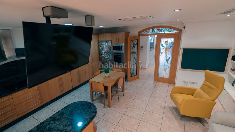 Foto c90ea69e-278f-4830-bd7d-59812ab513fc. Casa amb calefacció a Plaza Elíptica - República Argentina Gandia