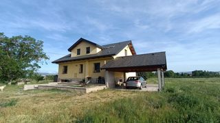 House in Carracedelo. Encantadora vivienda unifamiliar en carracedelo, león