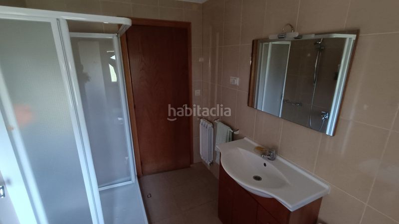 Foto 75e7abd6-f30a-4700-b03f-5ef905a8d8cb. Casa amb calefacció a Carracedelo