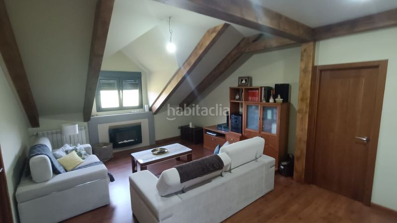 Foto ae8c6d27-2b96-4e7b-8c73-7d55dac336c9. Casa amb calefacció a Carracedelo