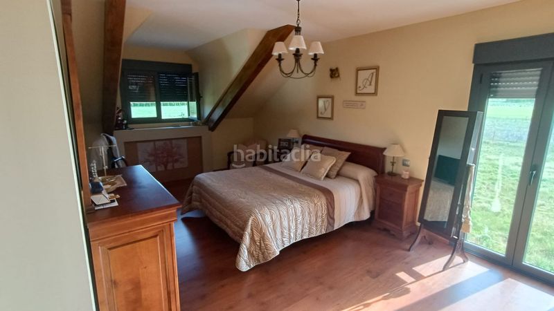 Foto b796a621-7e91-4094-b8e0-47d63faeba02. Casa amb calefacció a Carracedelo