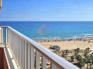 Etagenwohnung in Playa de Gandía. Un hogar frente al mar en la playa de gandía
