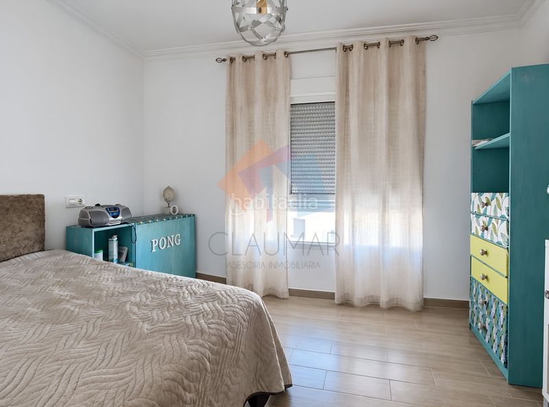 Foto f986d668-e0d1-4e39-bde1-479d690f34f2. Haus in Oliva pueblo Oliva