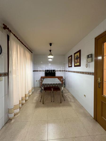 Foto affe5b4c-6e3d-4a93-b577-80615025ea3e. Etagenwohnung mit parking in Germaníes - Juzgados Gandia