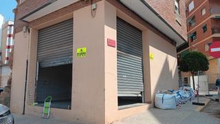 Lloguer Local Comercial a Metro - Auditorio. Se alquila bajo en paiporta