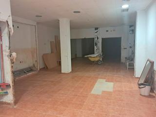 Local Comercial  Carrer catarroja. Se vende local comercial en paiporta