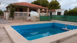 Chalet en Cheste. Se vende chalet en cheste