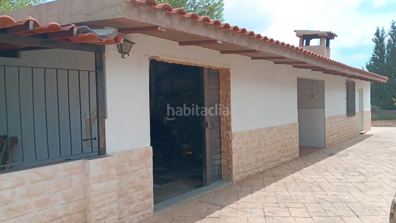 Foto b3985219-cdb8-4eab-b0a5-37e1206dfe5a. Chalet se vende chalet en Cheste