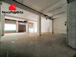 Local commercial en Cam Reial. Se vende local comercial en valencia