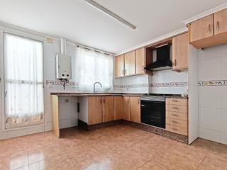 Miete Etagenwohnung in Plaza Xúquer. Se alquila vivienda en paiporta