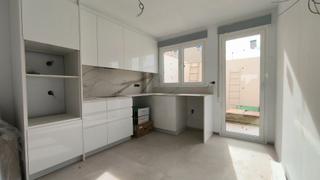 Casa adossada a Metro - Auditorio. Se vende adosado en paiporta nuevo a estrenar.