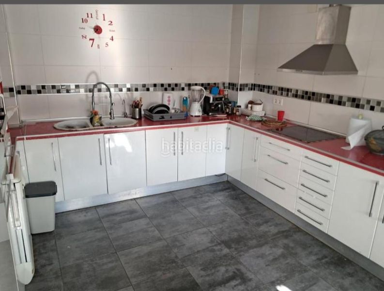 Foto 007e8f15-5569-4969-bdd1-cabaf6200839. Ático se vende semi-ático en Catarroja