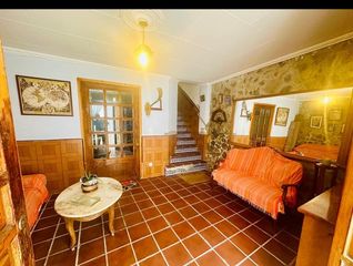 Maison à Benafer. Se vende casa en benafer