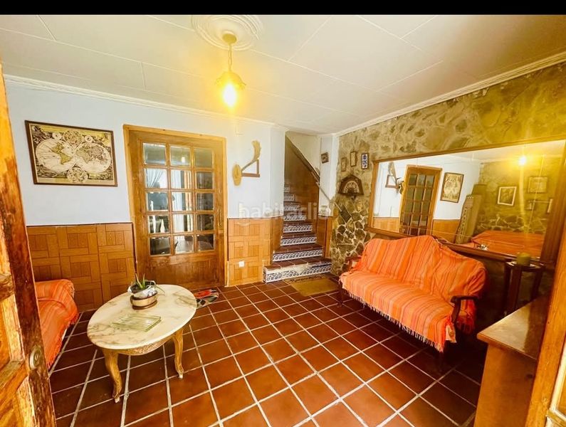 Foto 1c6372d2-b5ce-4265-a0f5-f0beee10a66e. Casa amb xemeneia a Benafer