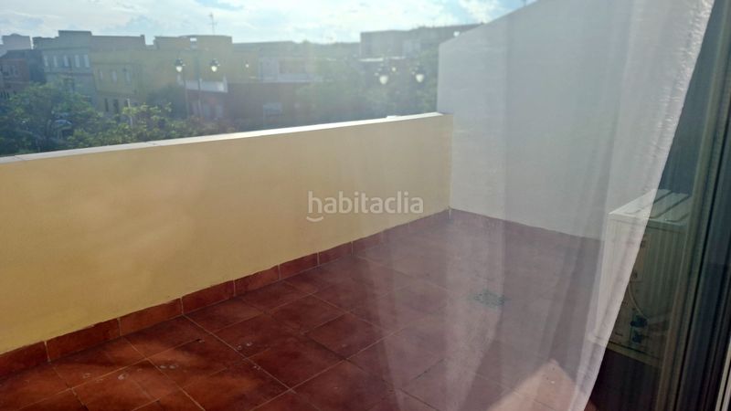 Foto 97a549a9-84b1-43b7-b4f1-b90189e4abe5. Casa adossada amb xemeneia aparcament a Massamagrell