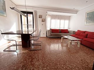 Lloguer Pis a Russafa. Nova paiporta inmobiliaria alquila vivienda en valencia