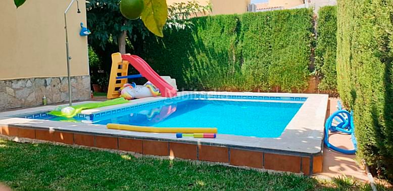 Foto 253aedc7-58c9-46f6-9957-c4ba167989bb. Xalet amb xemeneia aparcament piscina a Las Atalayas-Urmi-Cerro Mar Peñíscola