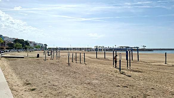 Foto 47e22325-6452-44a6-bc34-fb833d4ffe59. Xalet amb xemeneia aparcament piscina a Las Atalayas-Urmi-Cerro Mar Peñíscola