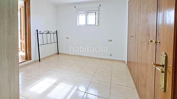 Foto aaf3b10e-ee91-4ca2-9f11-ee53cd73e7bb. Xalet amb xemeneia aparcament piscina a Las Atalayas-Urmi-Cerro Mar Peñíscola