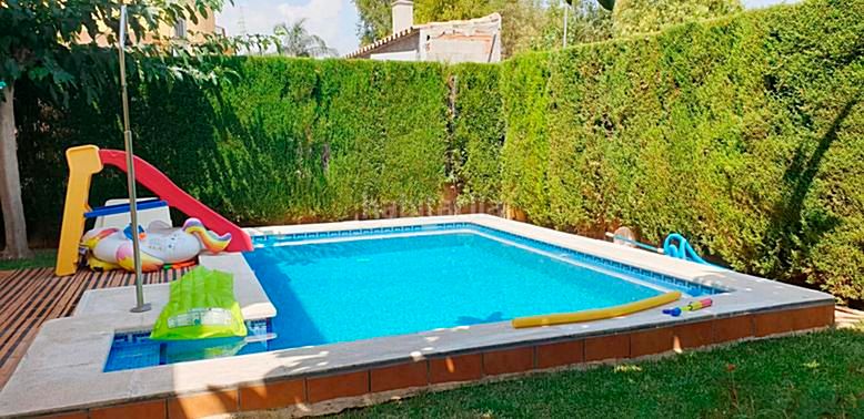 Foto fe58692c-eb90-4cff-b2e1-6cb8557586ec. Xalet amb xemeneia aparcament piscina a Las Atalayas-Urmi-Cerro Mar Peñíscola