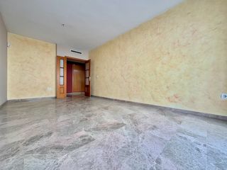 Appartement  Carrer del sol. ¡se vende piso seminuevo en alfafar con plaza de garaje!